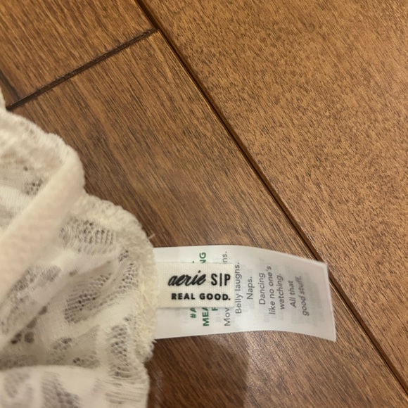 Aerie - Picture 3 of 3